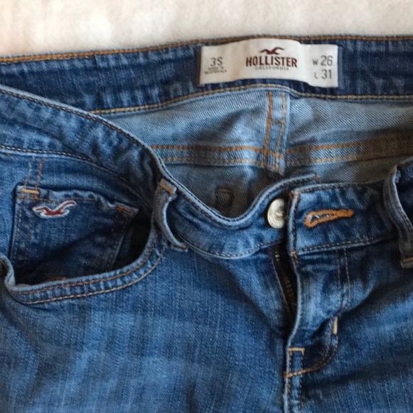🍀BACK TO SCHOOL SALE  HOLLISTER JEANS W26L31 - Picture 2 of 3